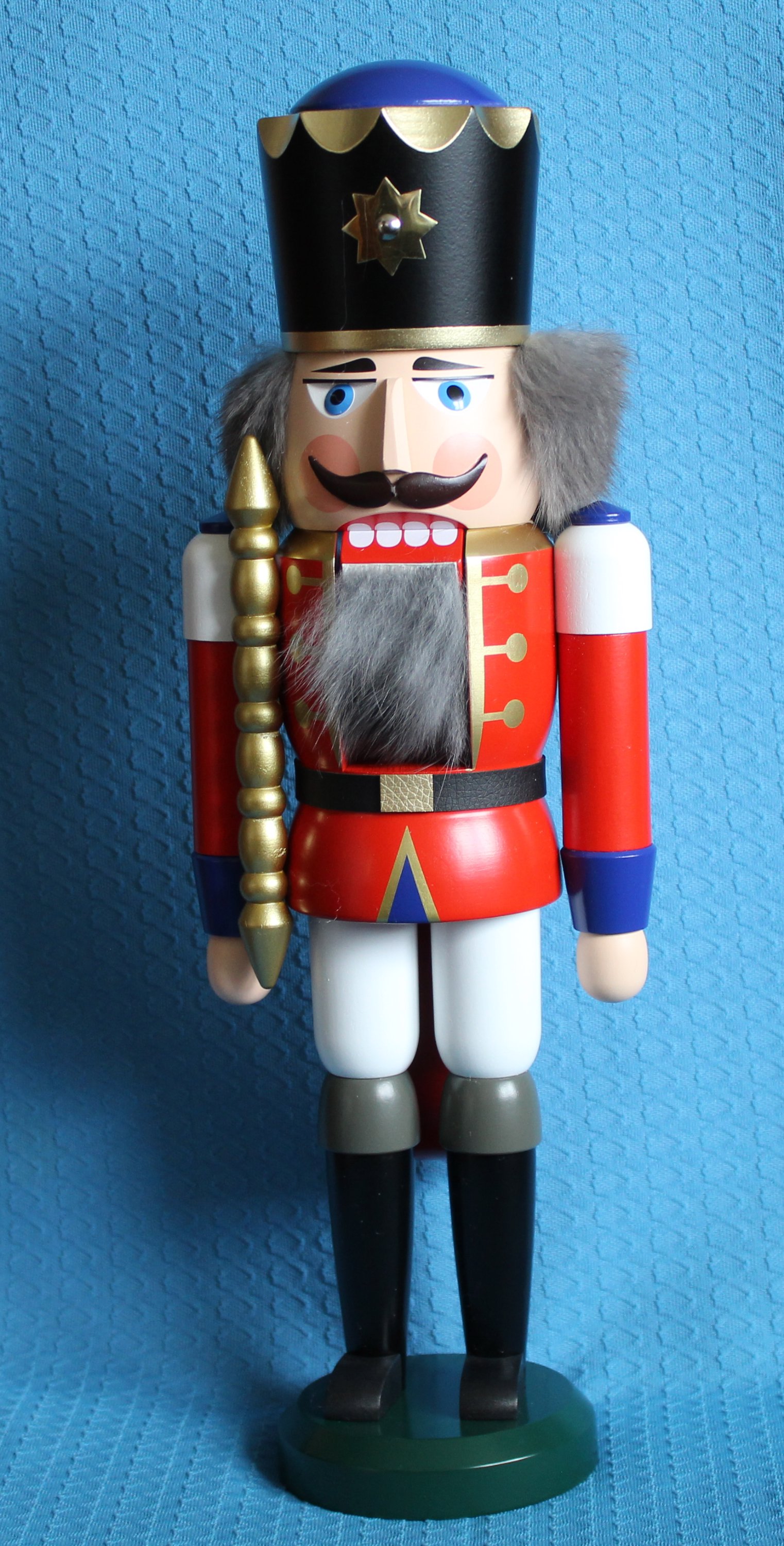 Nussknacker König rot - 1 Stück vorrätig Nussknacker König rot - 1 Stück vorrätig