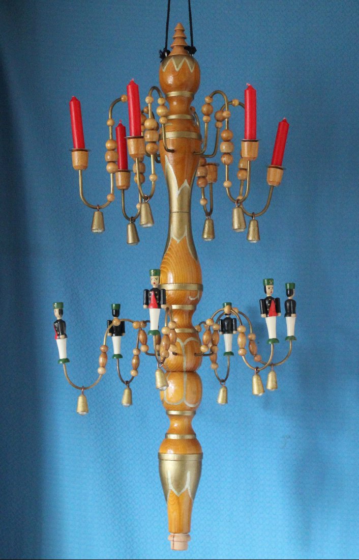 Alte Leuchterspinne für die Decke