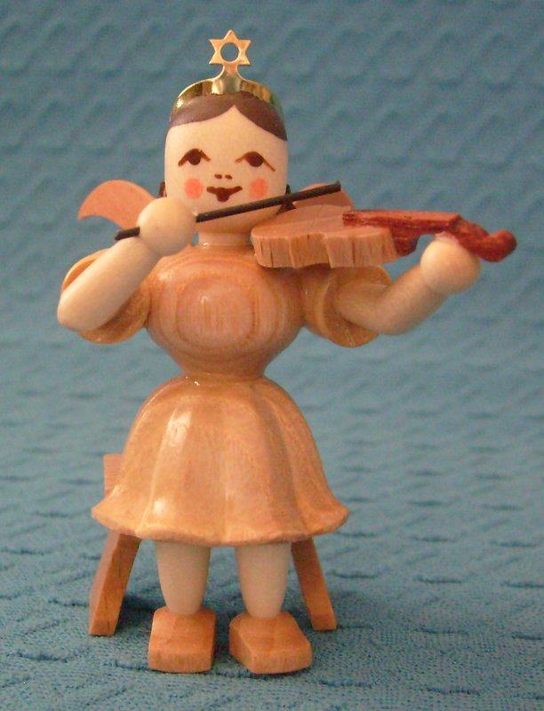 Engel sitzend mit Violine Engel sitzend mit Violine