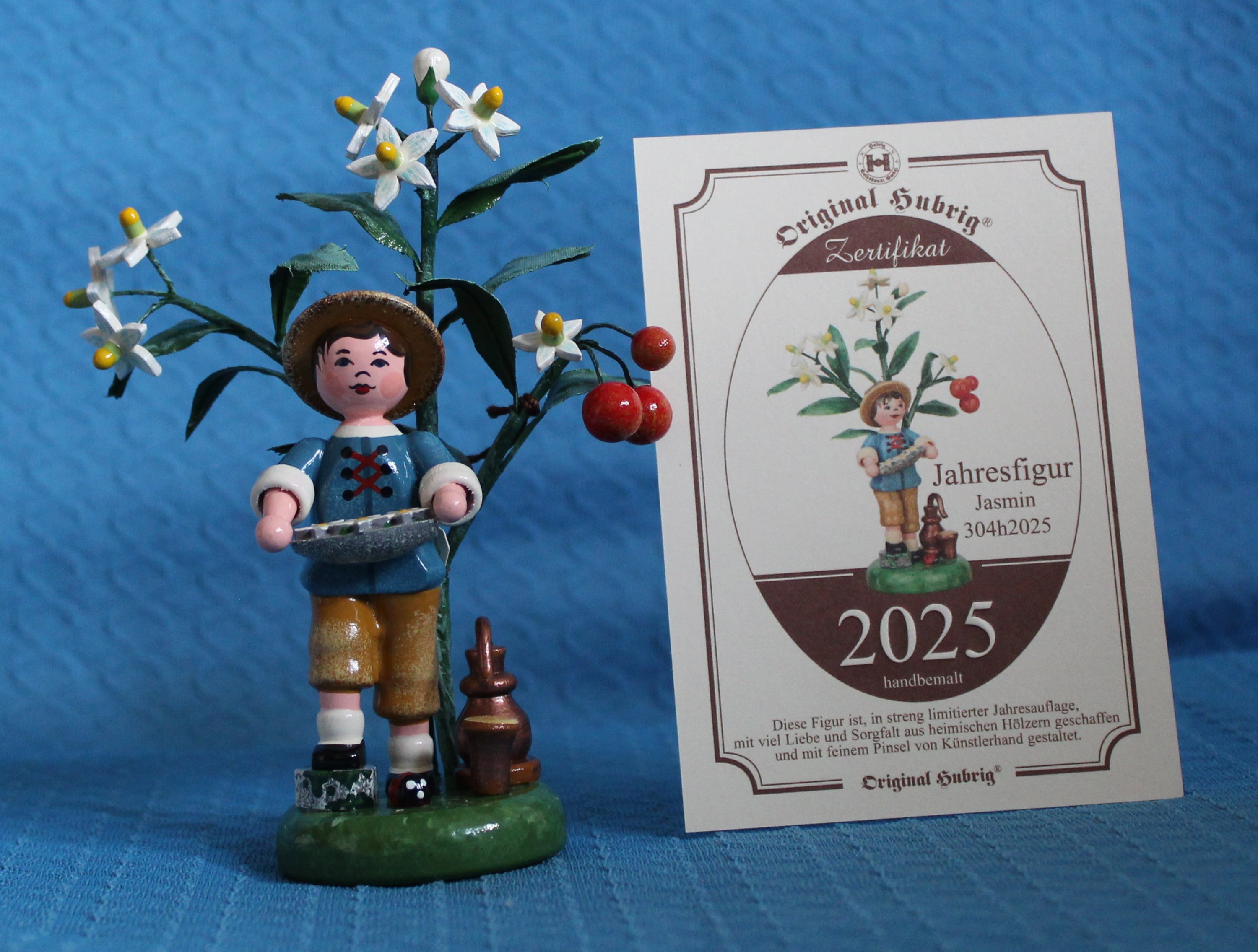 Jahresfigur 2025 - Jasmin - 1 Stück vorrätig Jahresfigur 2025 - Jasmin - 1 Stück vorrätig