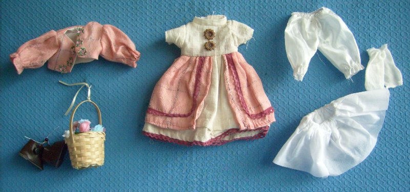 Puppenkleidung für 25 cm Puppen Puppenkleidung für 25 cm Puppen