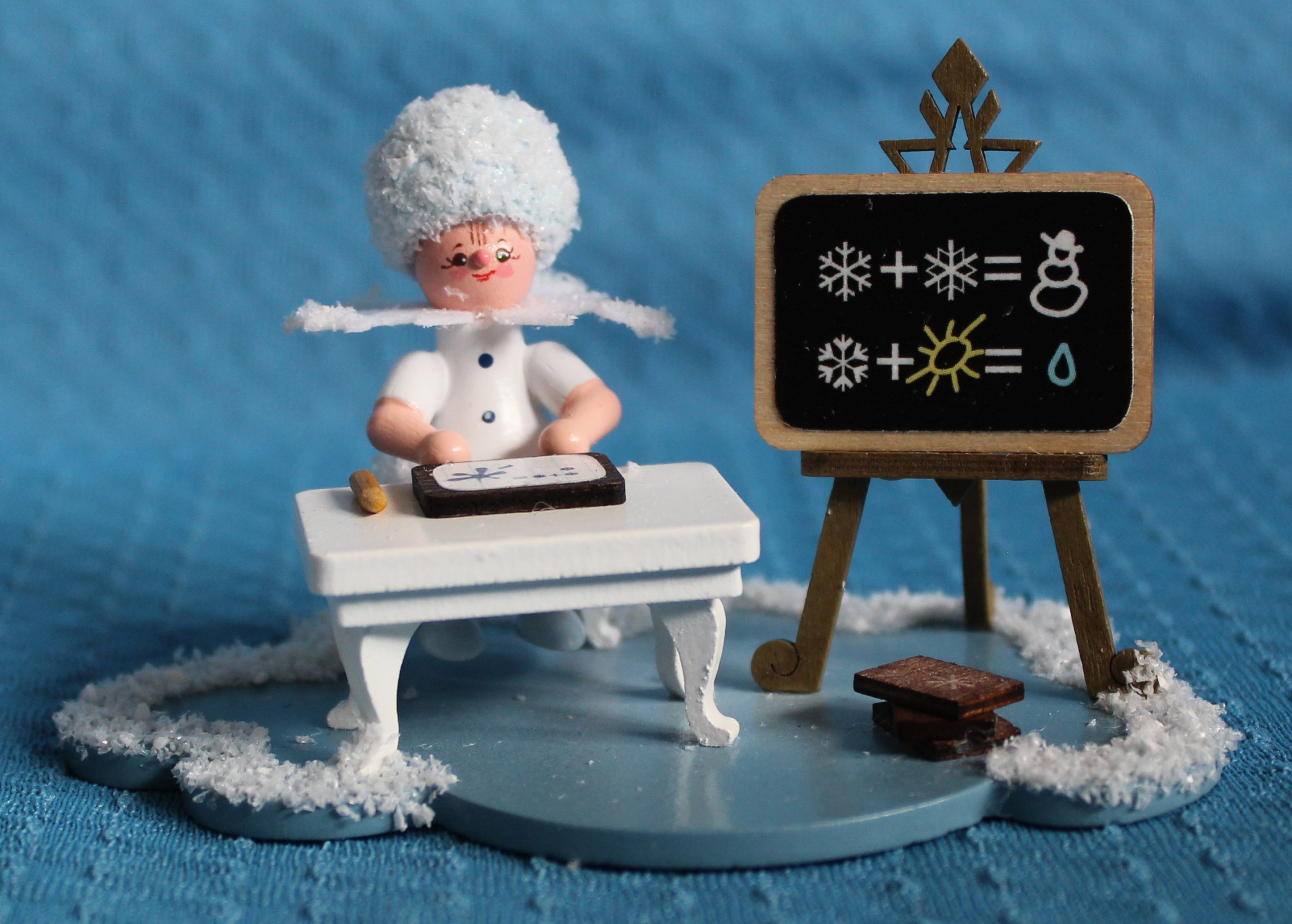 Schneeflöckchen als Schüler - 1 Stück vorrätig