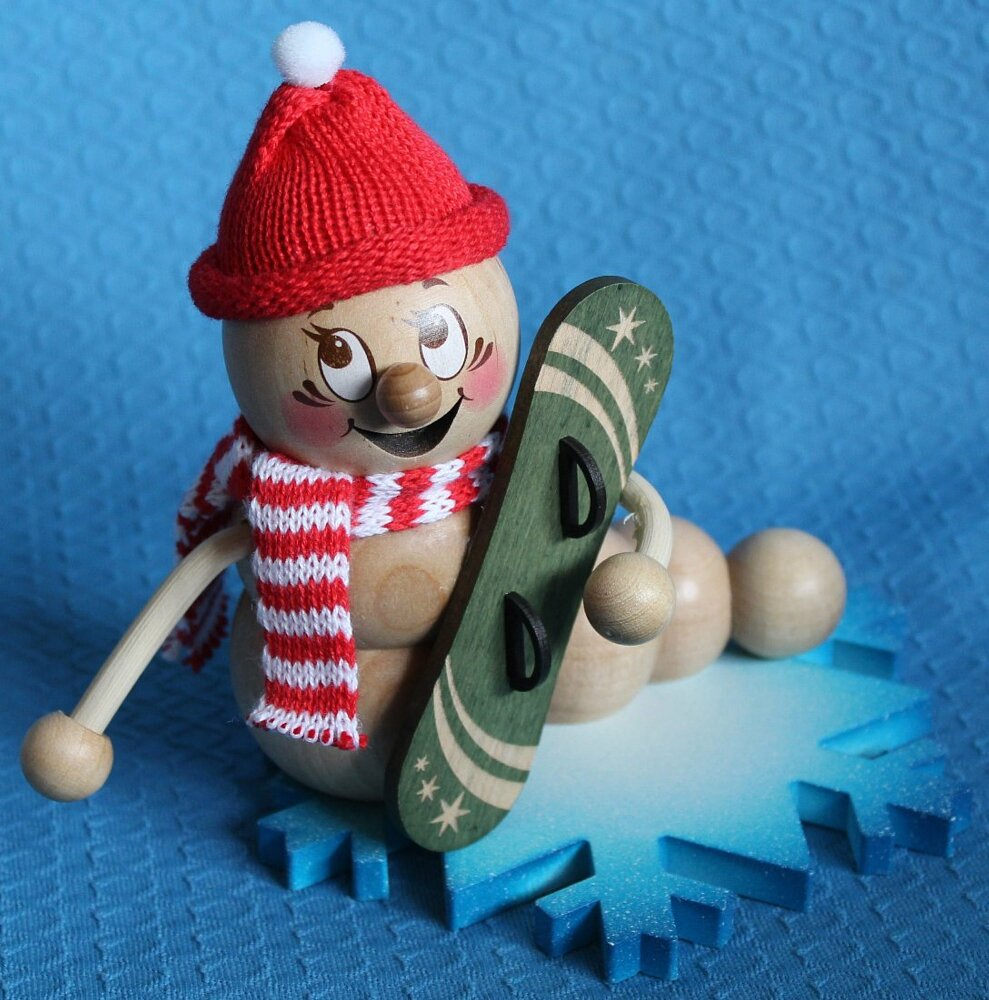 Weihnachtswurm Rudi mit Snowboard